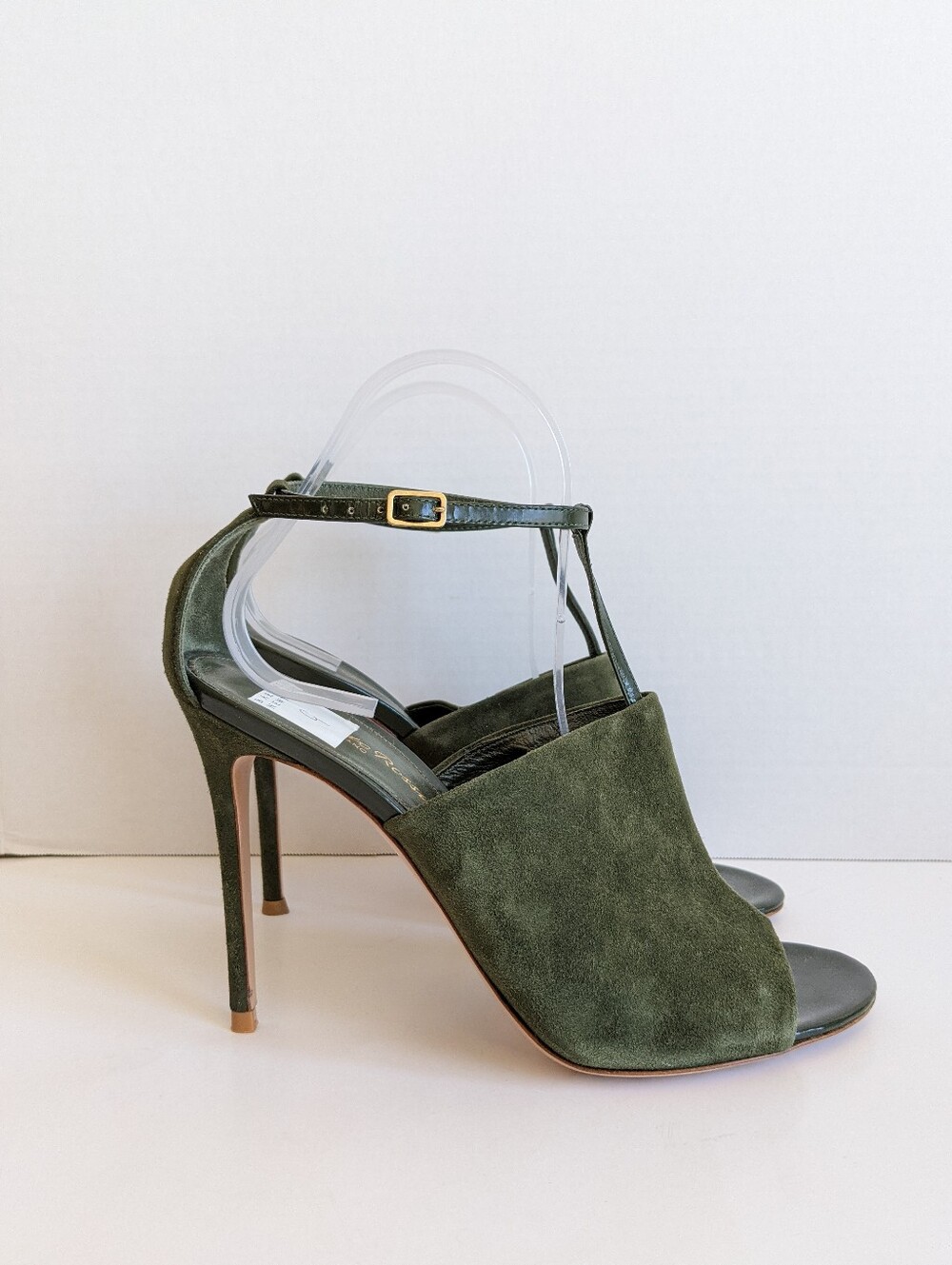 GIANVITO ROSSI Suede Heels 39